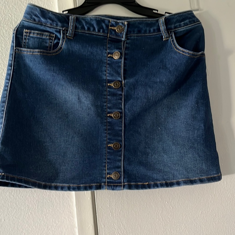 Denim skirt